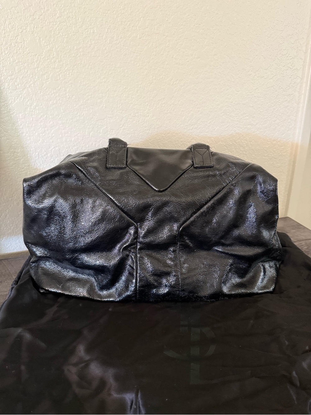 Black Patent Leather Tote Bag - Picture 2 of 11